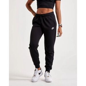 Nike Sportswear Club Fleece Mid-Rise Sweatpants Joggers in Black size Small